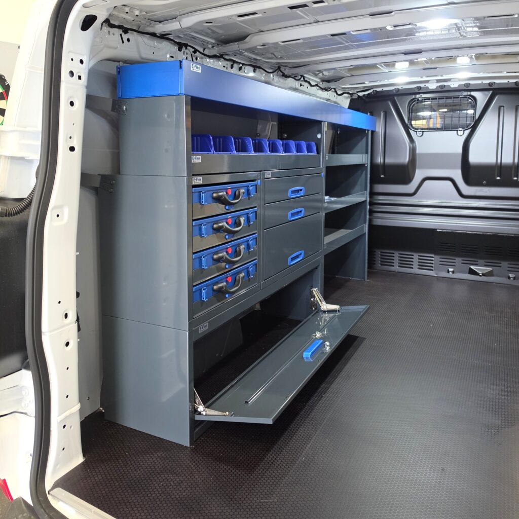 Ford Transit Custom 230 cm van racking unit with drawers and cases