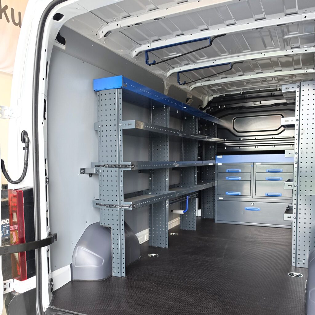 Renault Master 300 cm van shelving unit height 150 cm