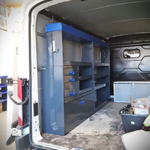 ford-transit-l3-fahrzeugeinrichtung-254-cm-regalboeden.jpg