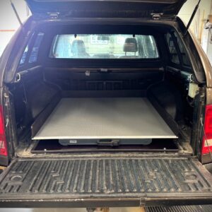 Pull-out loading platform installed in Volkswagen Amarok pickup for easy tool access