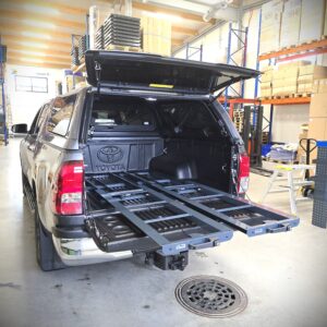 toyota hilux pull-out loading platform