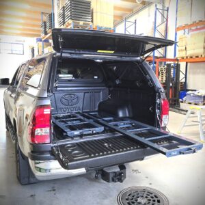 toyota hilux pull-out loading platform