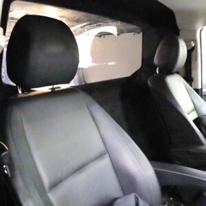 M-B vito mukavuusväliseinä