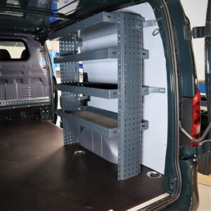 100 cm pakettiauton hylly Mercedes-Benz Vito keskipitkän oikealla sivuseinällä