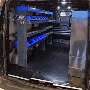Ford Transit Custom pakettiauton hyllyt