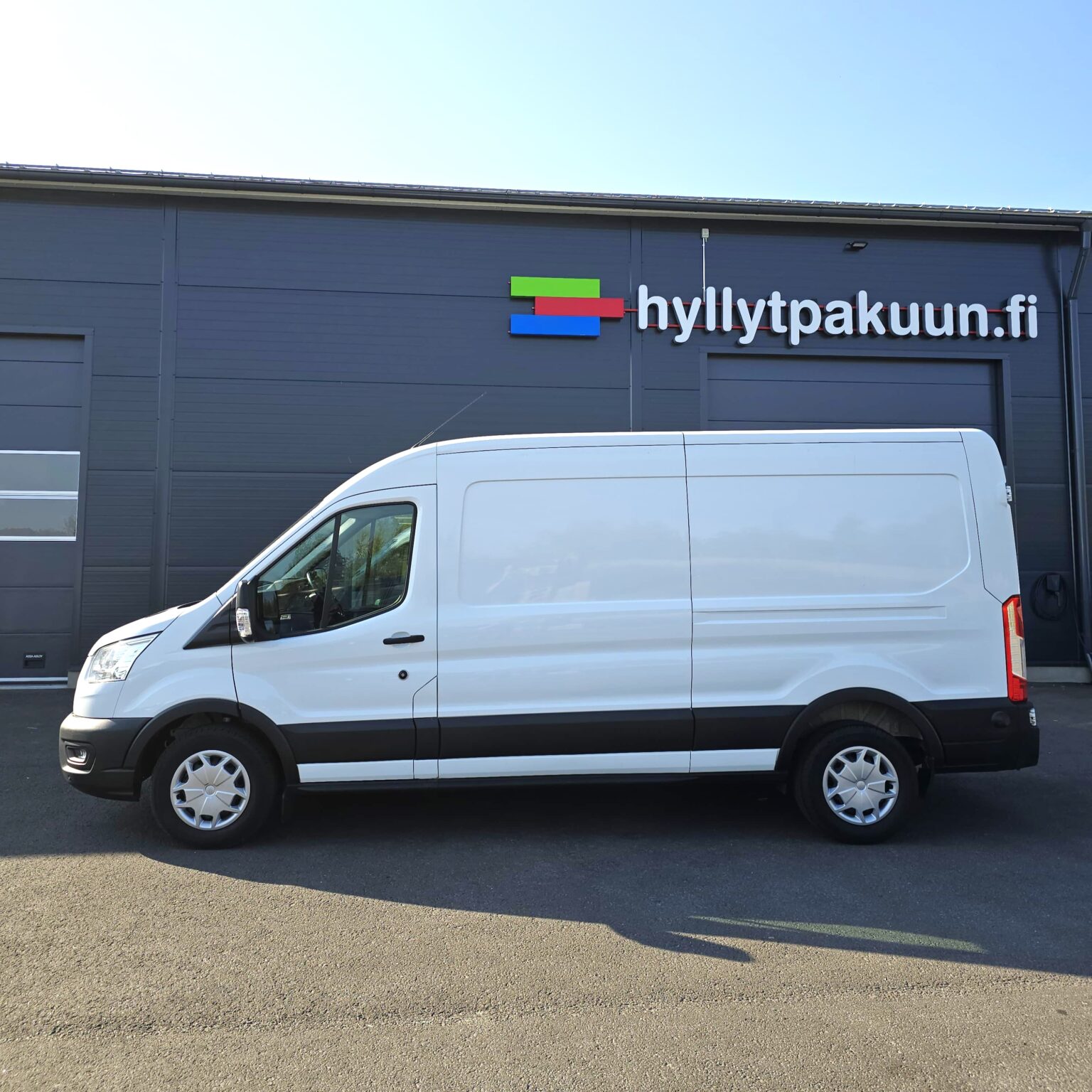 Ford Transit L3H2 inredning