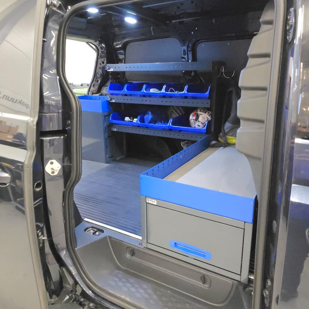 Volkswagen ID Buzz Cargo long pull-out drawer system