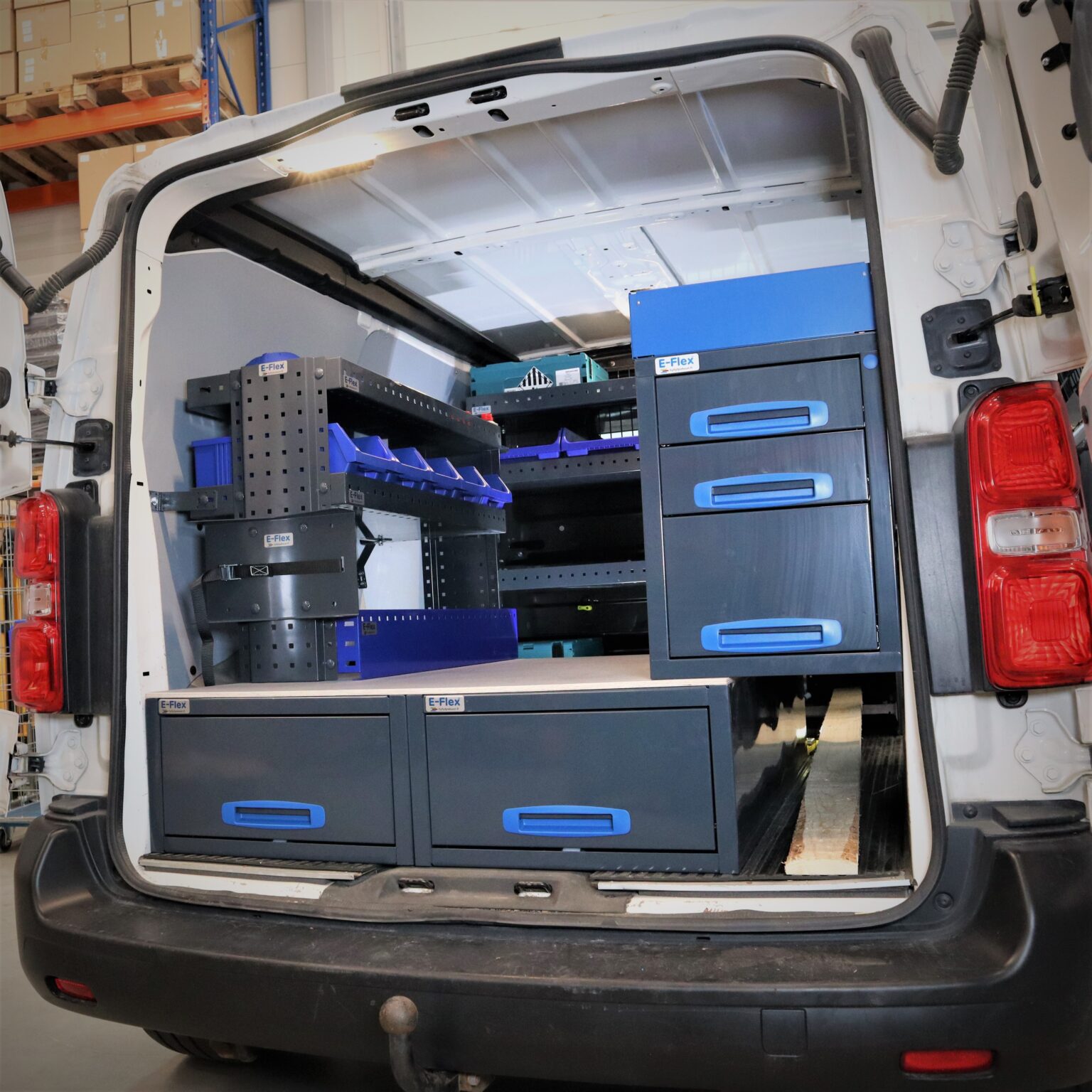 Citroen jumpy van long drawers or Peugeot Expert