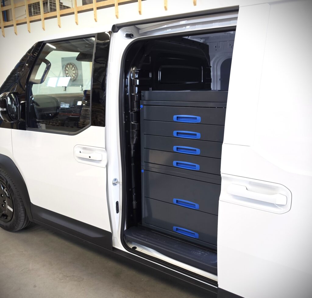 Kia PV5 drawer unit by the side door